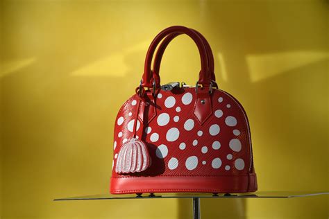 louis vuitton yayoi kusama precio|louis vuitton kusama collection.